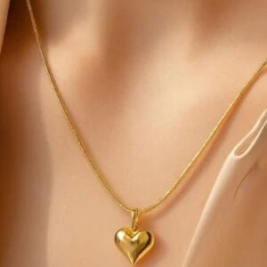 Minimalist 18K Gold Plated Heart Pendant Necklace – Elegant Snake Chain Choker